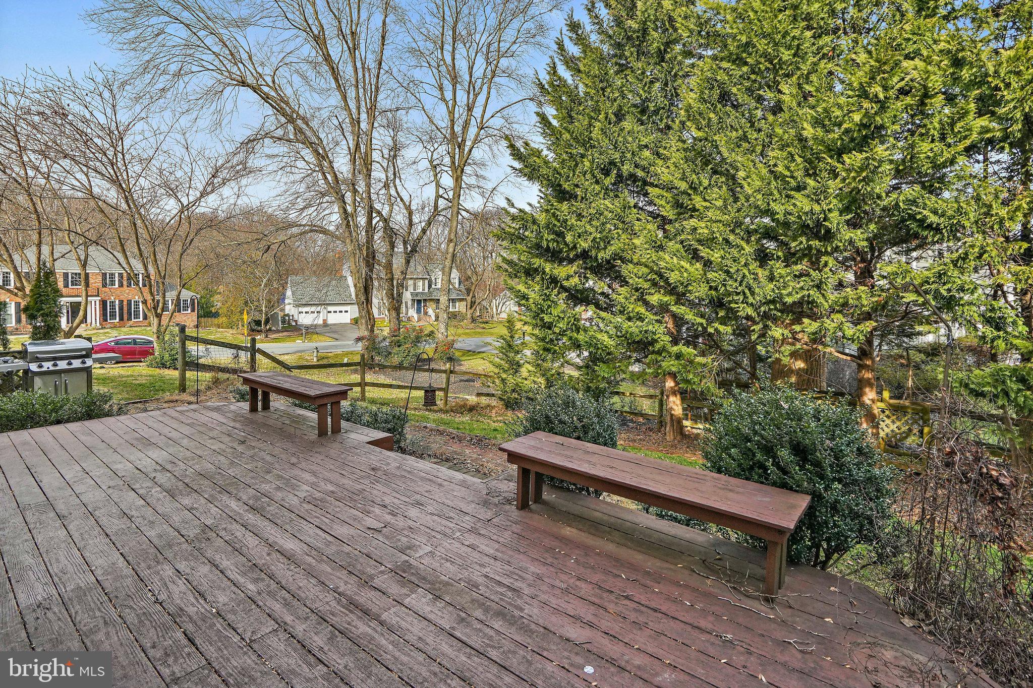 NORBECK ESTATES - Residential