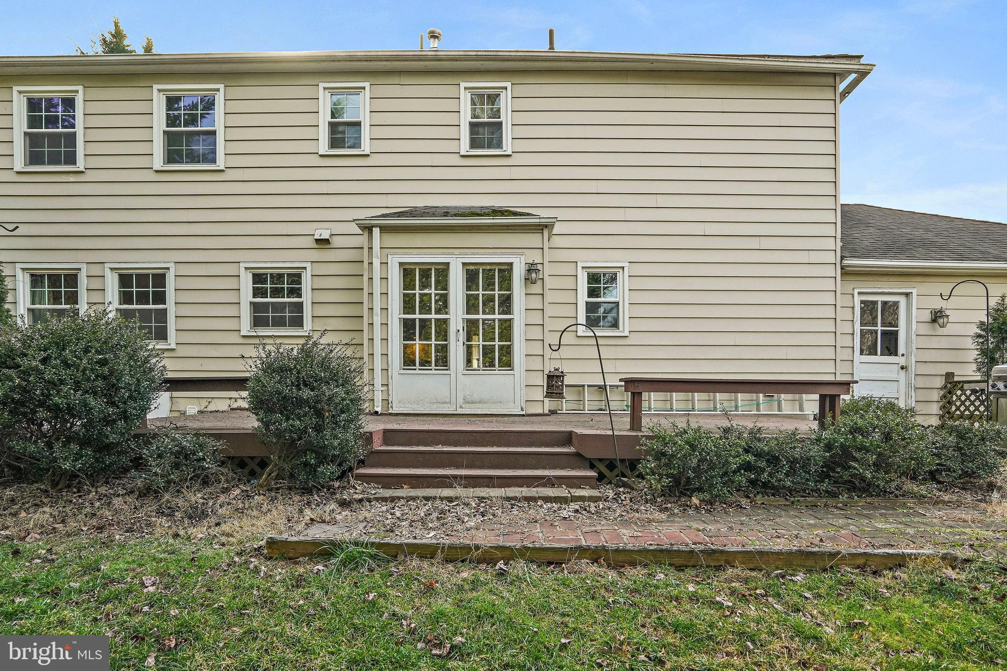 NORBECK ESTATES - Residential