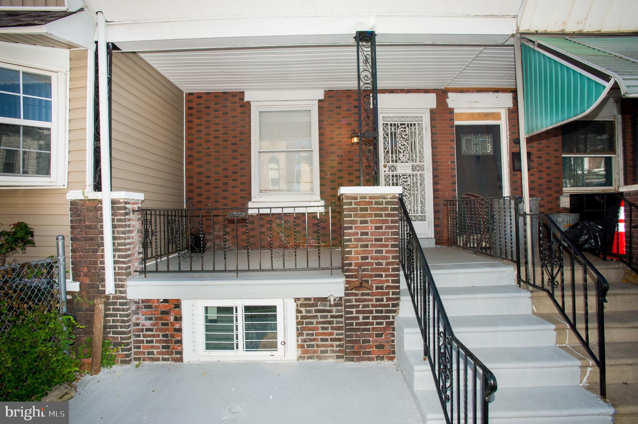 WALNUT HILL - Residential