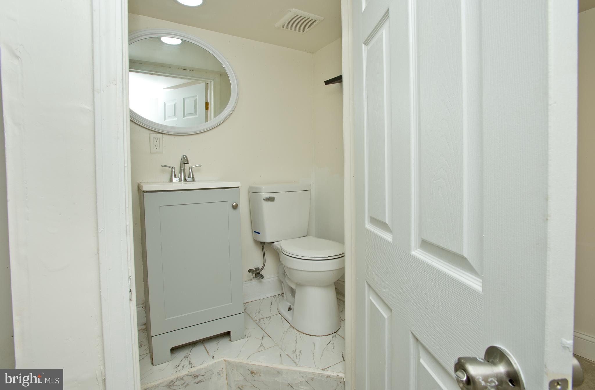 WALNUT HILL - Residential