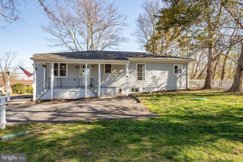 522 WHITE OAK ROAD FREDERICKSBURG VA 22405