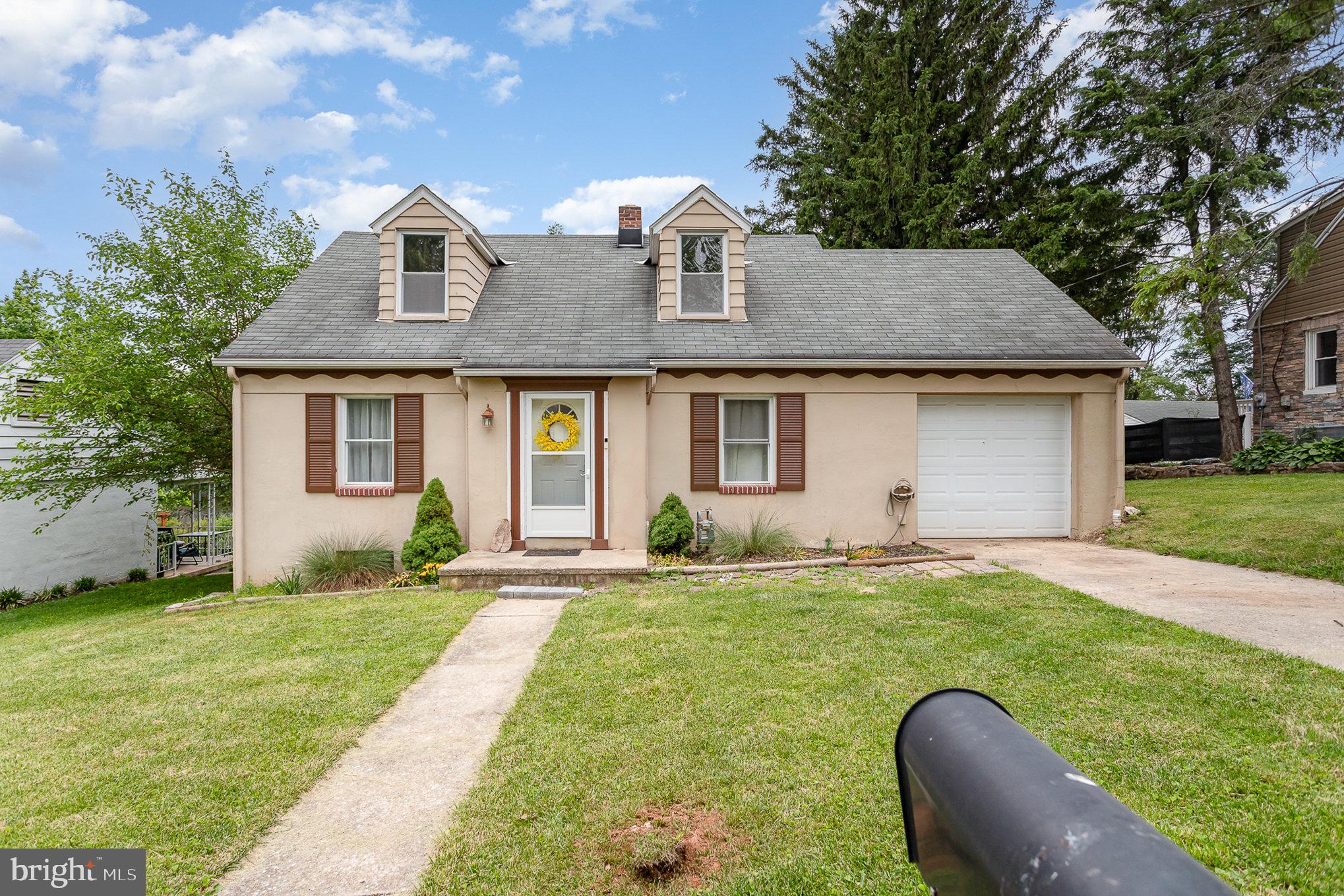 17 RIDGEWAY DRIVE