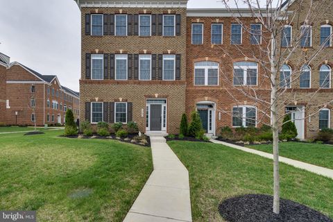 13691 NEIL ARMSTRONG AVENUE HERNDON VA 20171