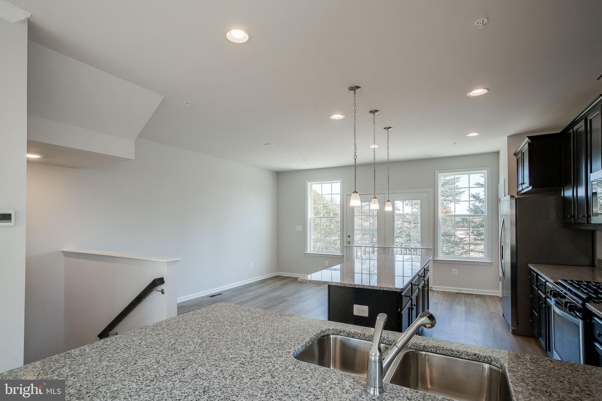 SPRING BANK - Residential Lease