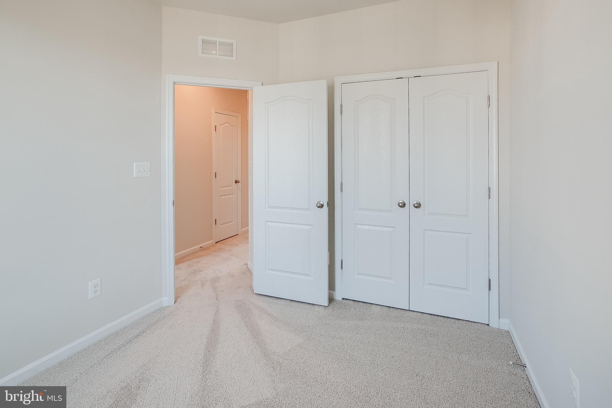 SPRING BANK - Residential Lease