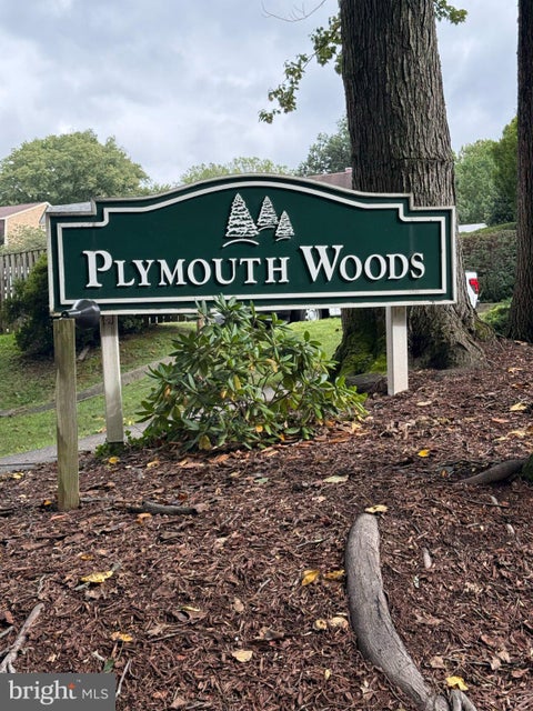 Condo For Sale - 862 College Parkway #202<br/> Montgomery County, ROCKVILLE, MD 20850