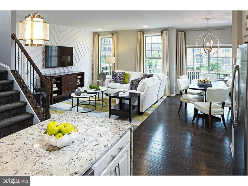 Photo of 8 Manchester Drive, HATBORO, PA 19040 (MLS # PAMC2163368)