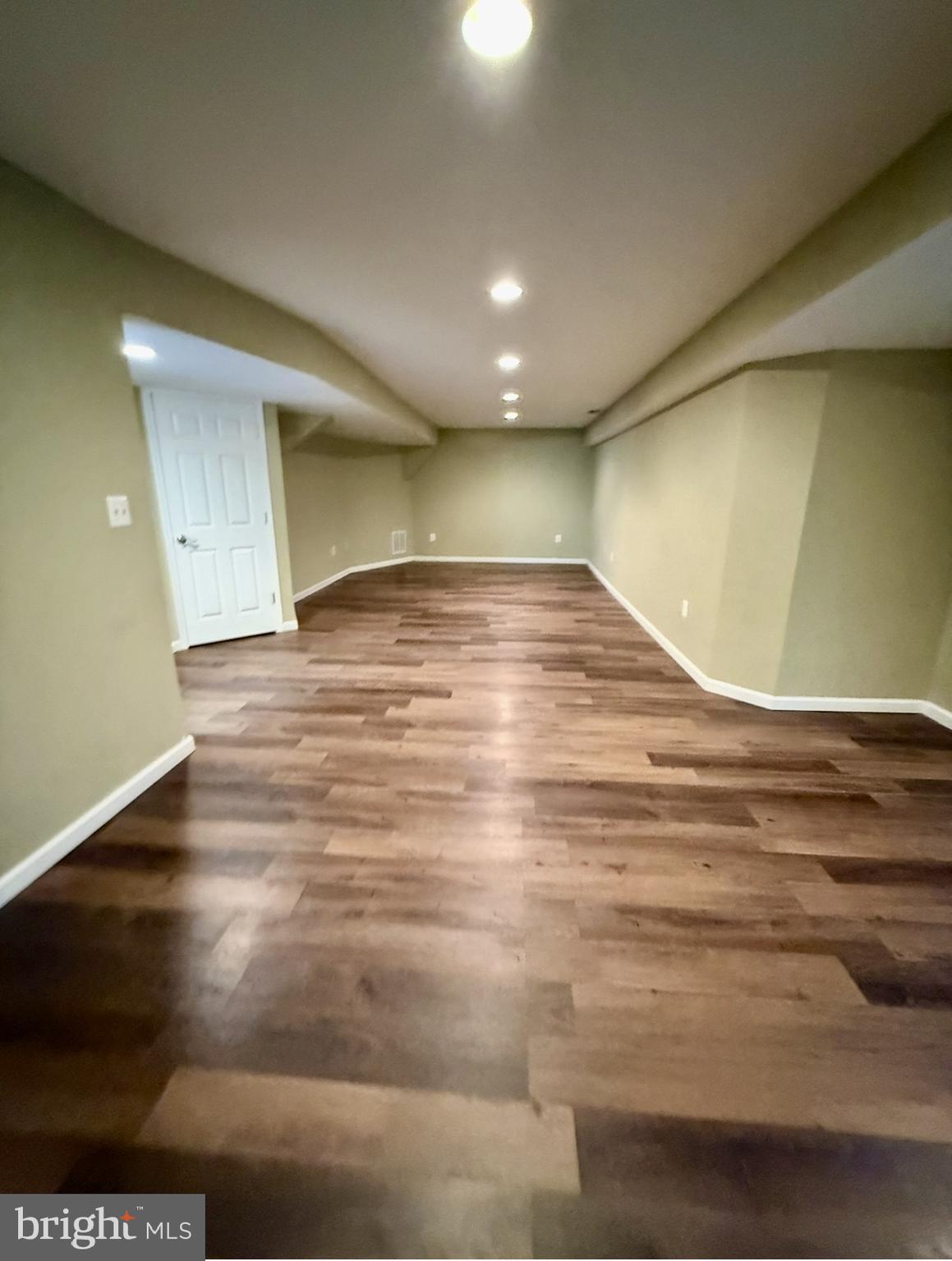 AUGUSTINE NORTH - Residential Lease