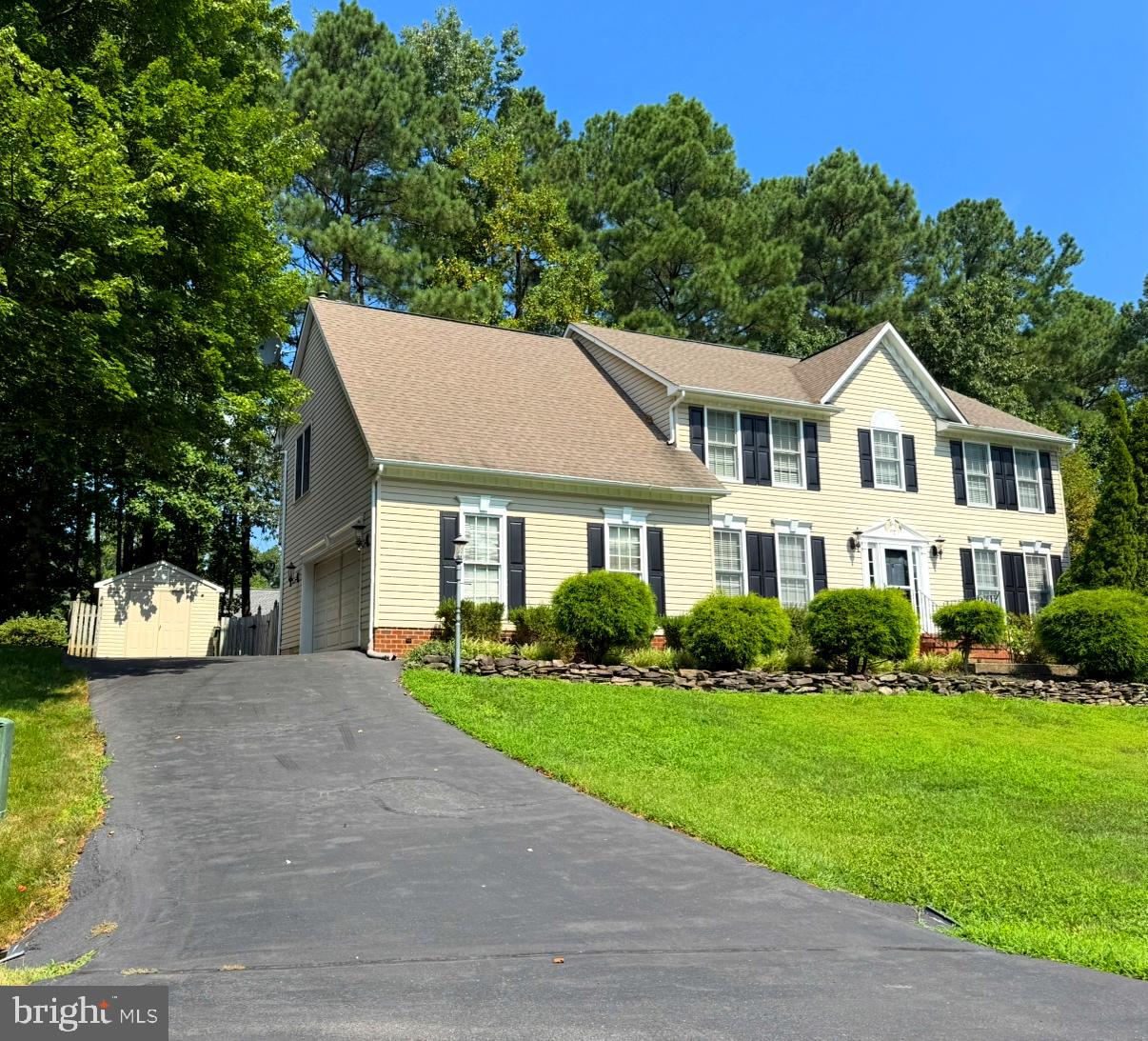 AUGUSTINE NORTH - Residential Lease