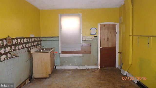 WASHINGTON VILLAGE - Residential