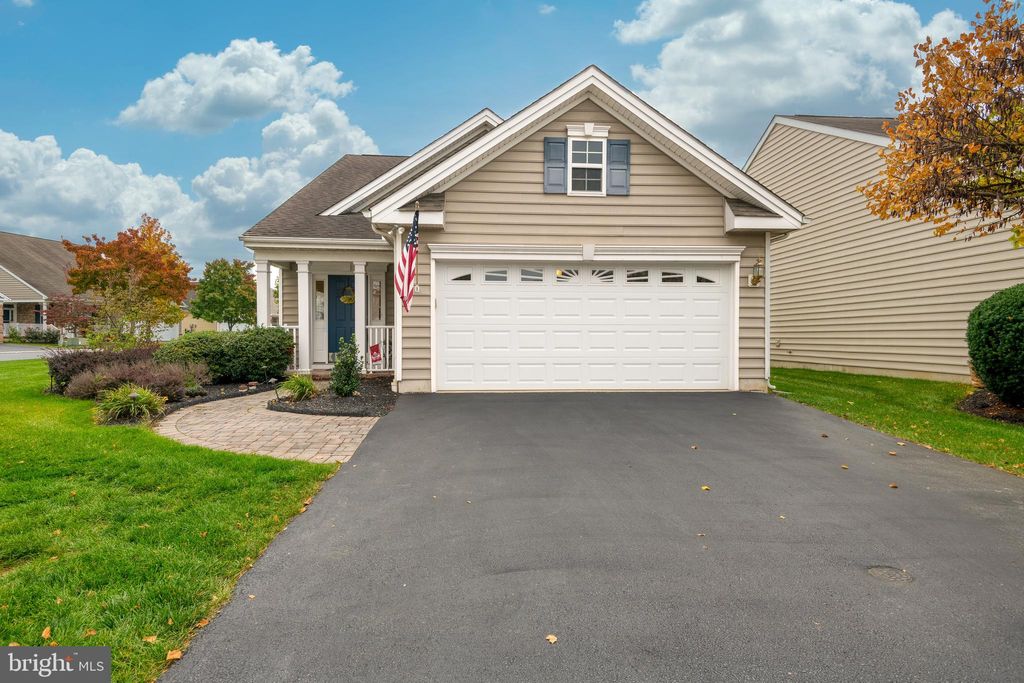 Photo of 1587 Emerson Dr, Mount Joy, PA 17552 (MLS # PALA2042528)