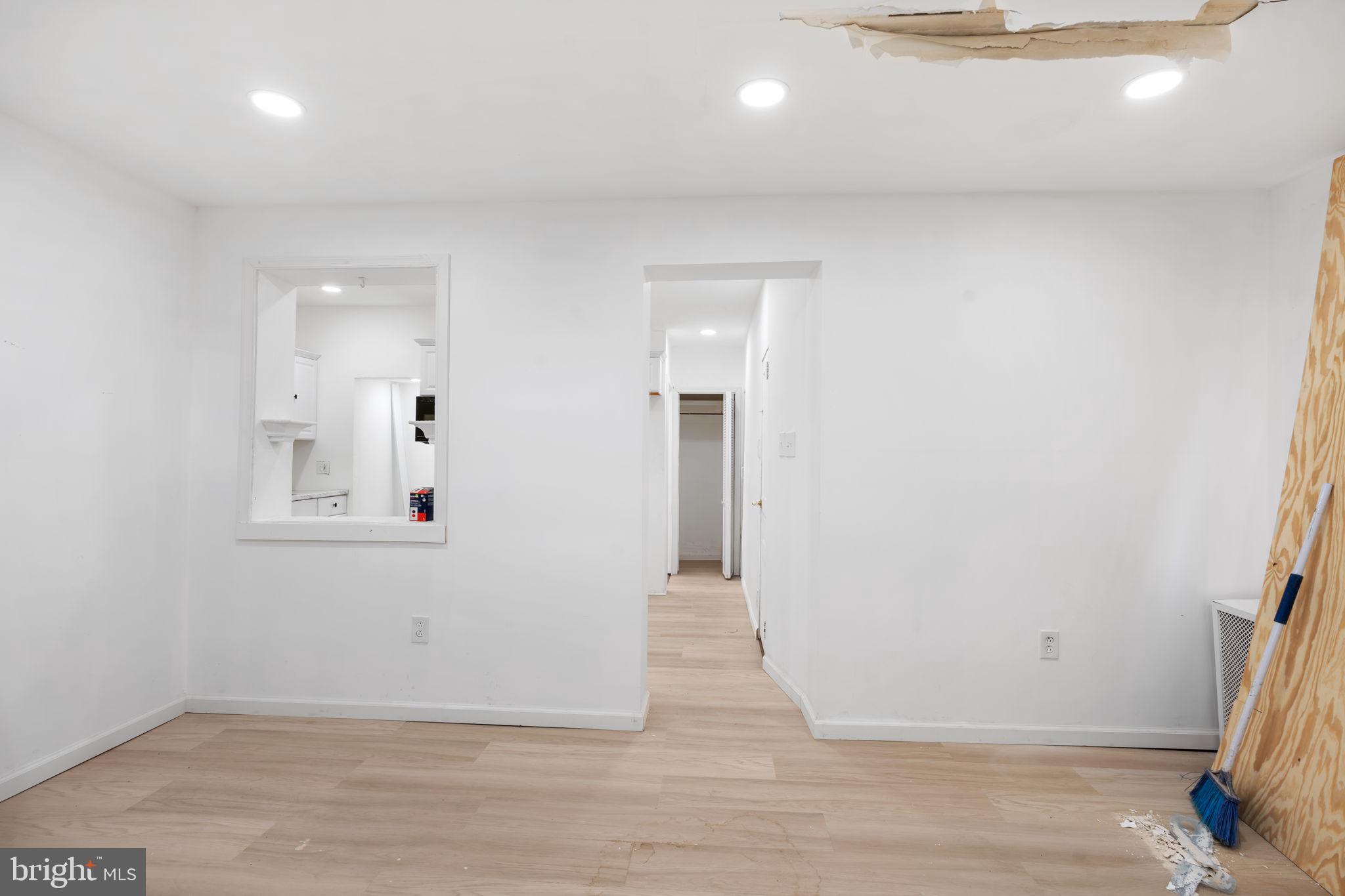 BRIDESBURG - Residential Income