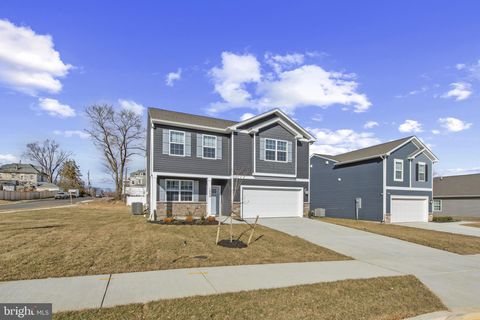 648 ARMSTRONG AVENUE HAGERSTOWN MD 21740