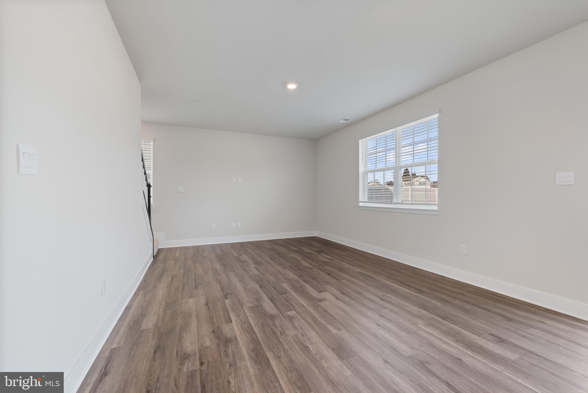 VIRGINIA COMMONS - Residential