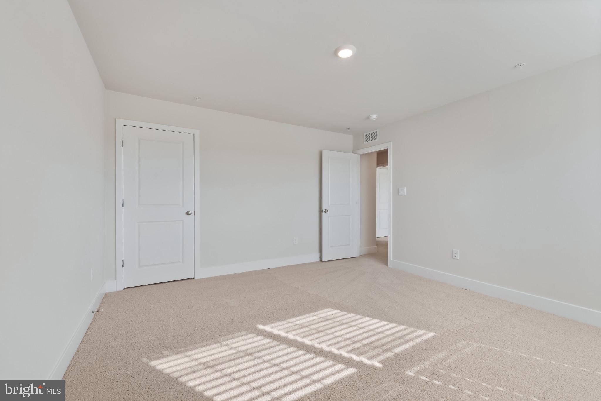 VIRGINIA COMMONS - Residential