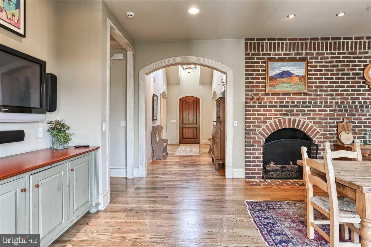 DEER CHASE ESTATES - Residential