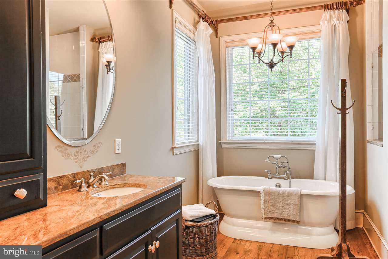 DEER CHASE ESTATES - Residential