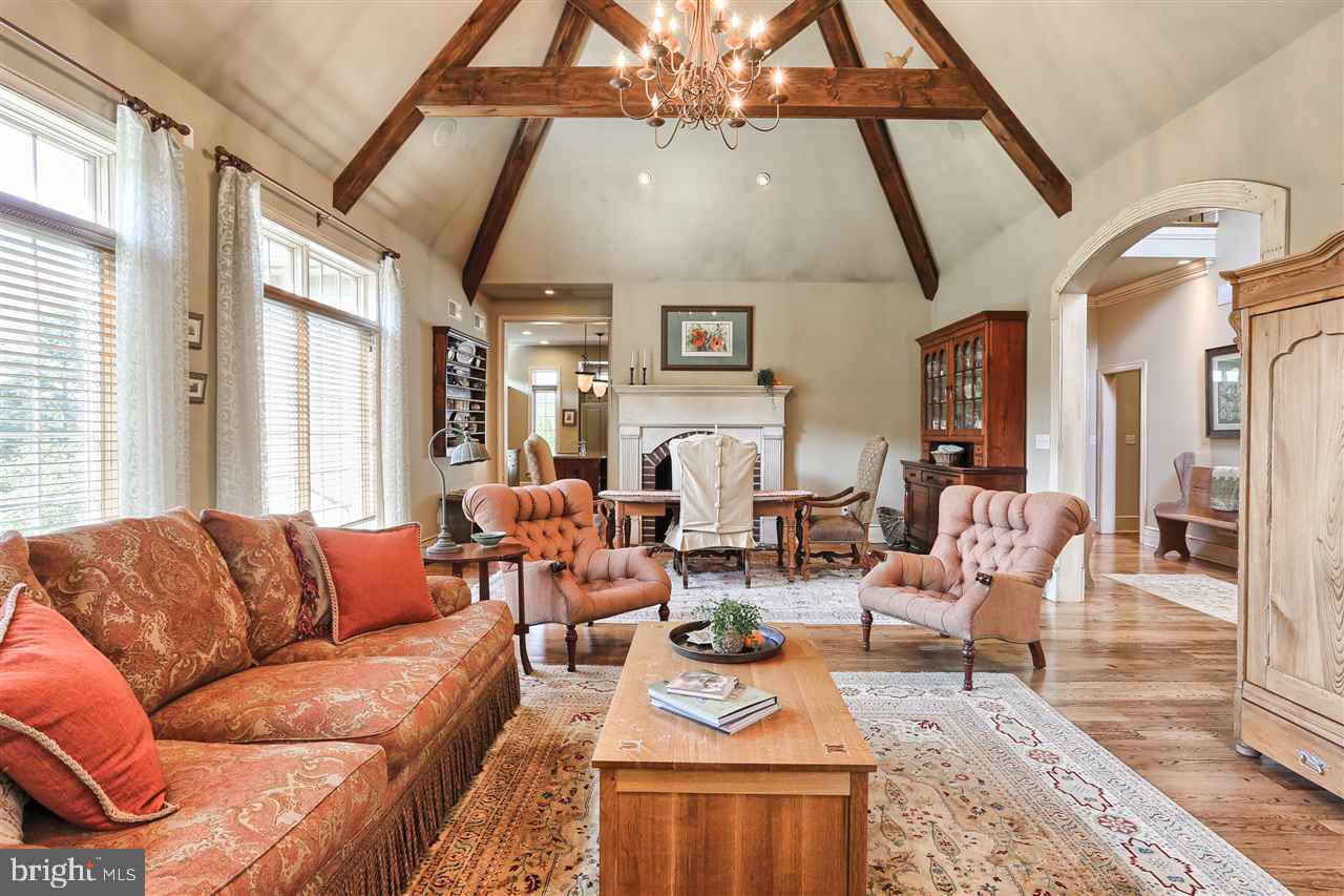 DEER CHASE ESTATES - Residential