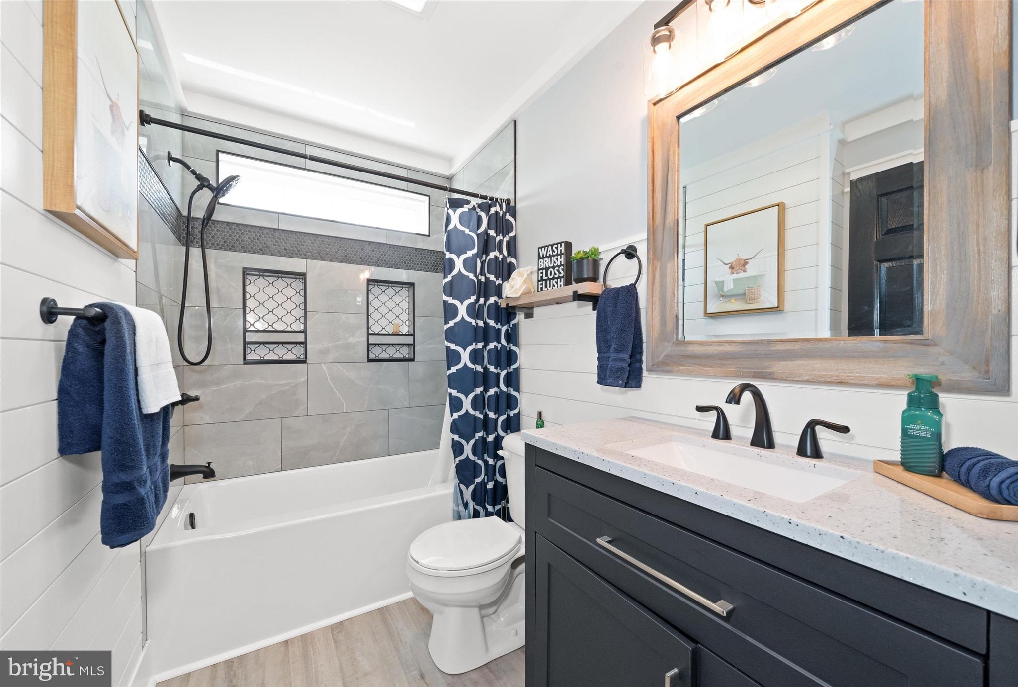 THE LEGENDS - Residential