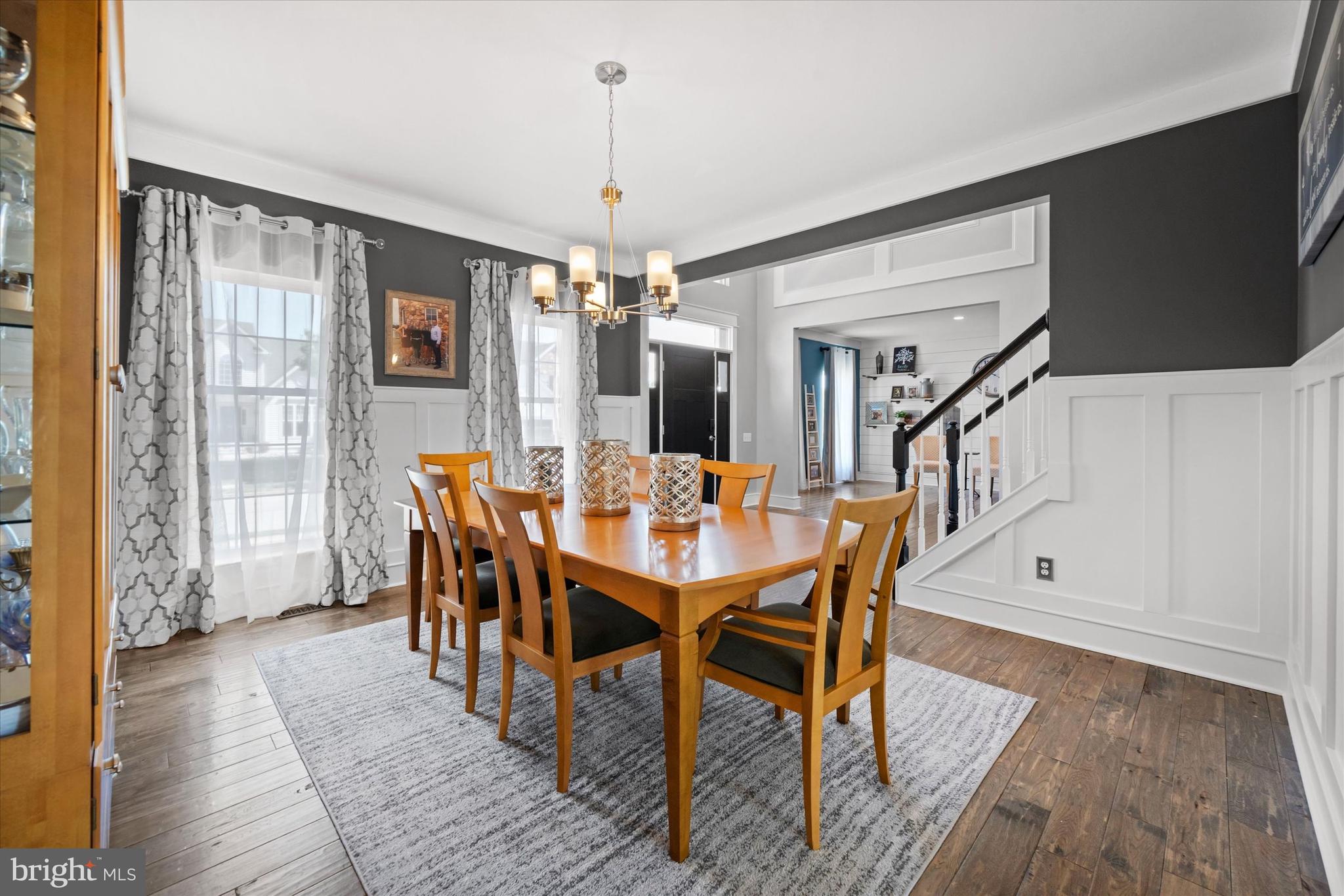 THE LEGENDS - Residential