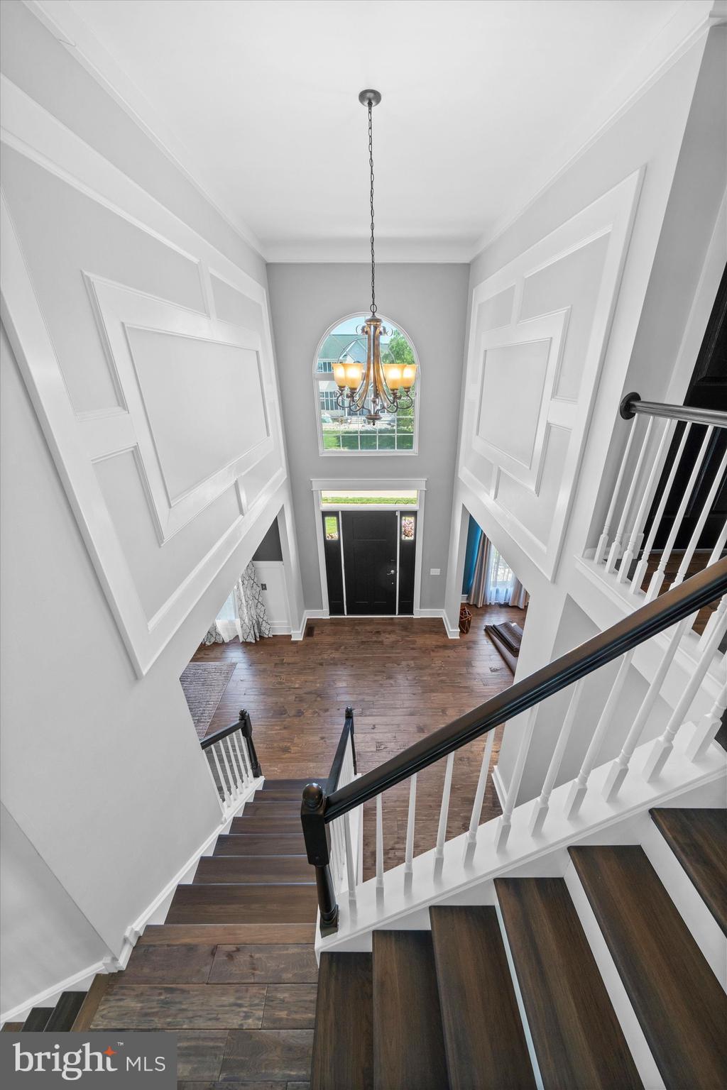 THE LEGENDS - Residential