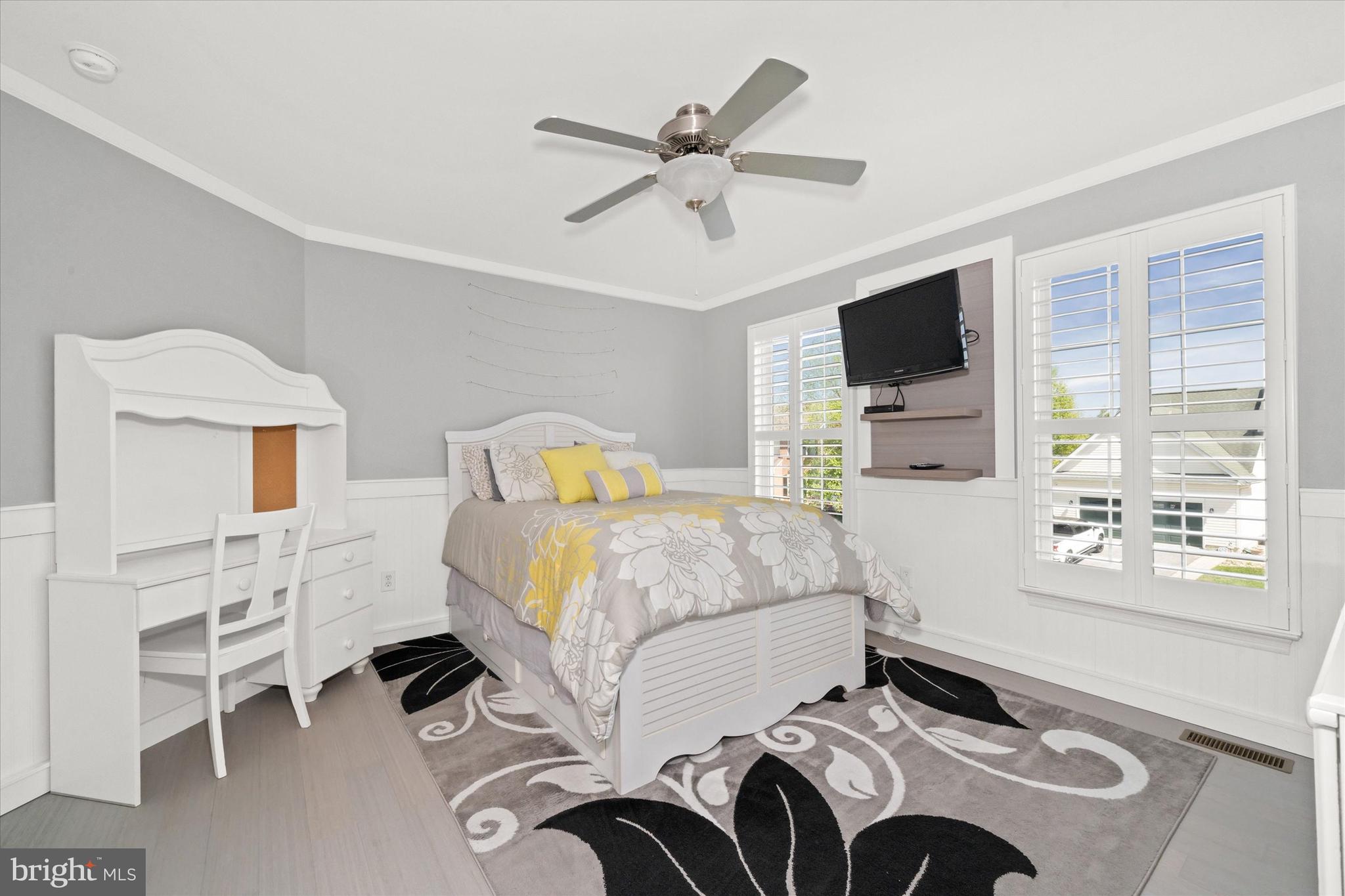 THE LEGENDS - Residential