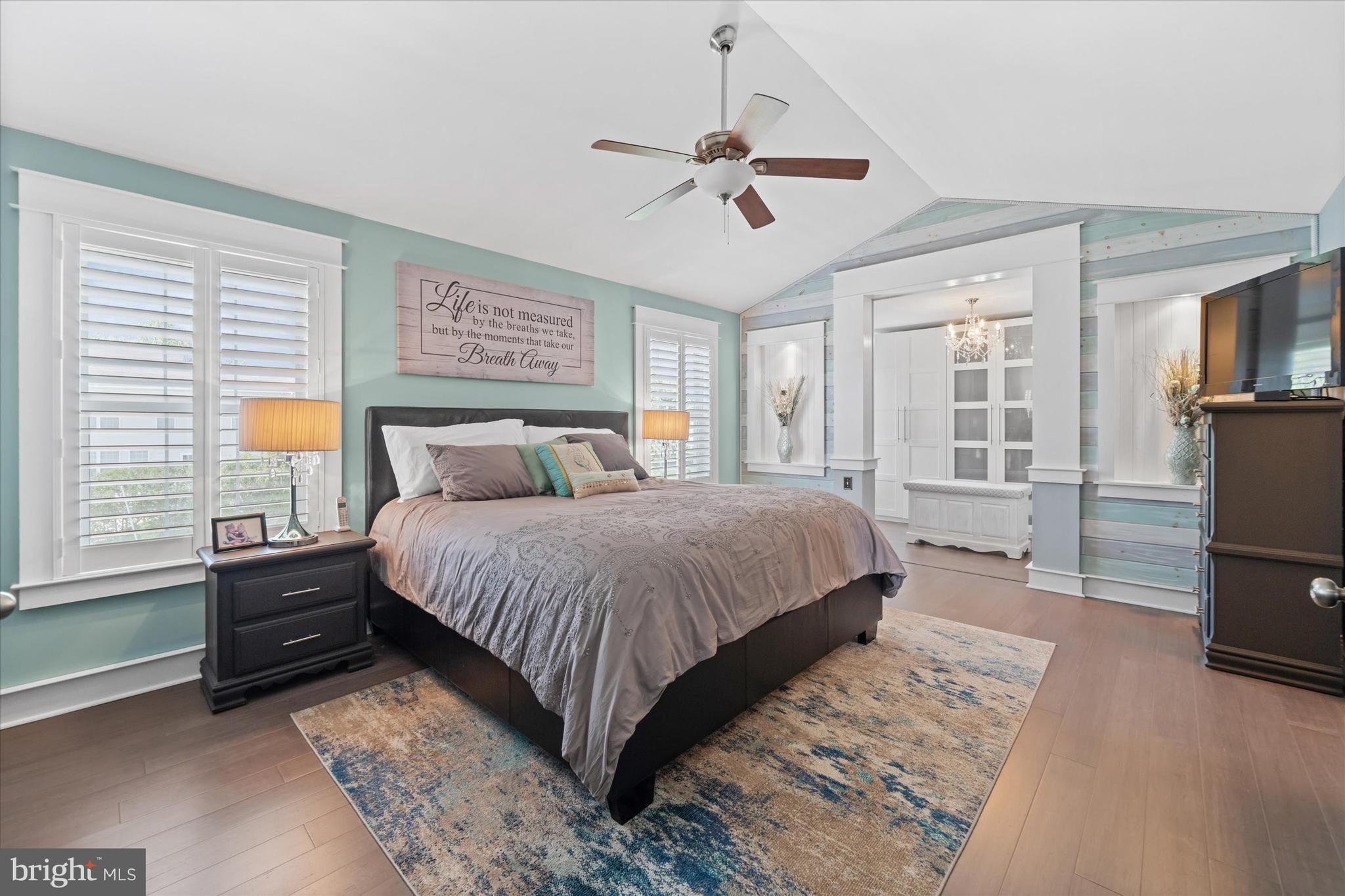 THE LEGENDS - Residential