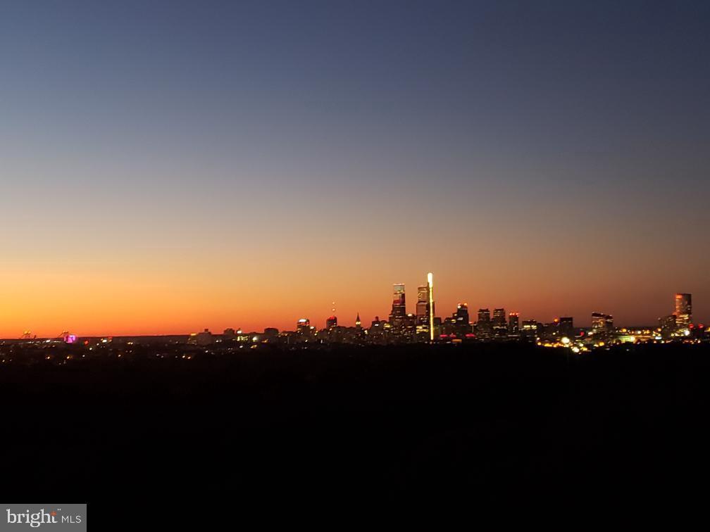 PHILADELPHIA (WEST) - Residential