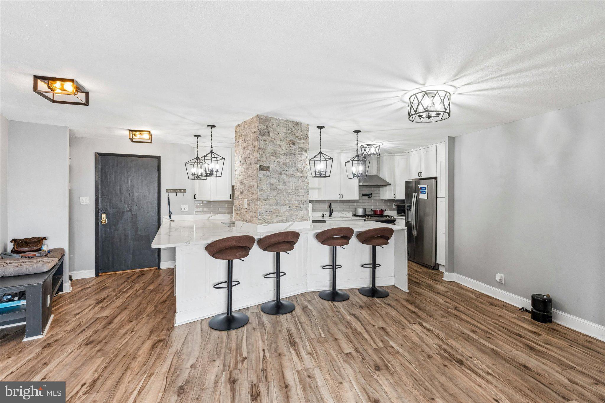 PHILADELPHIA (WEST) - Residential