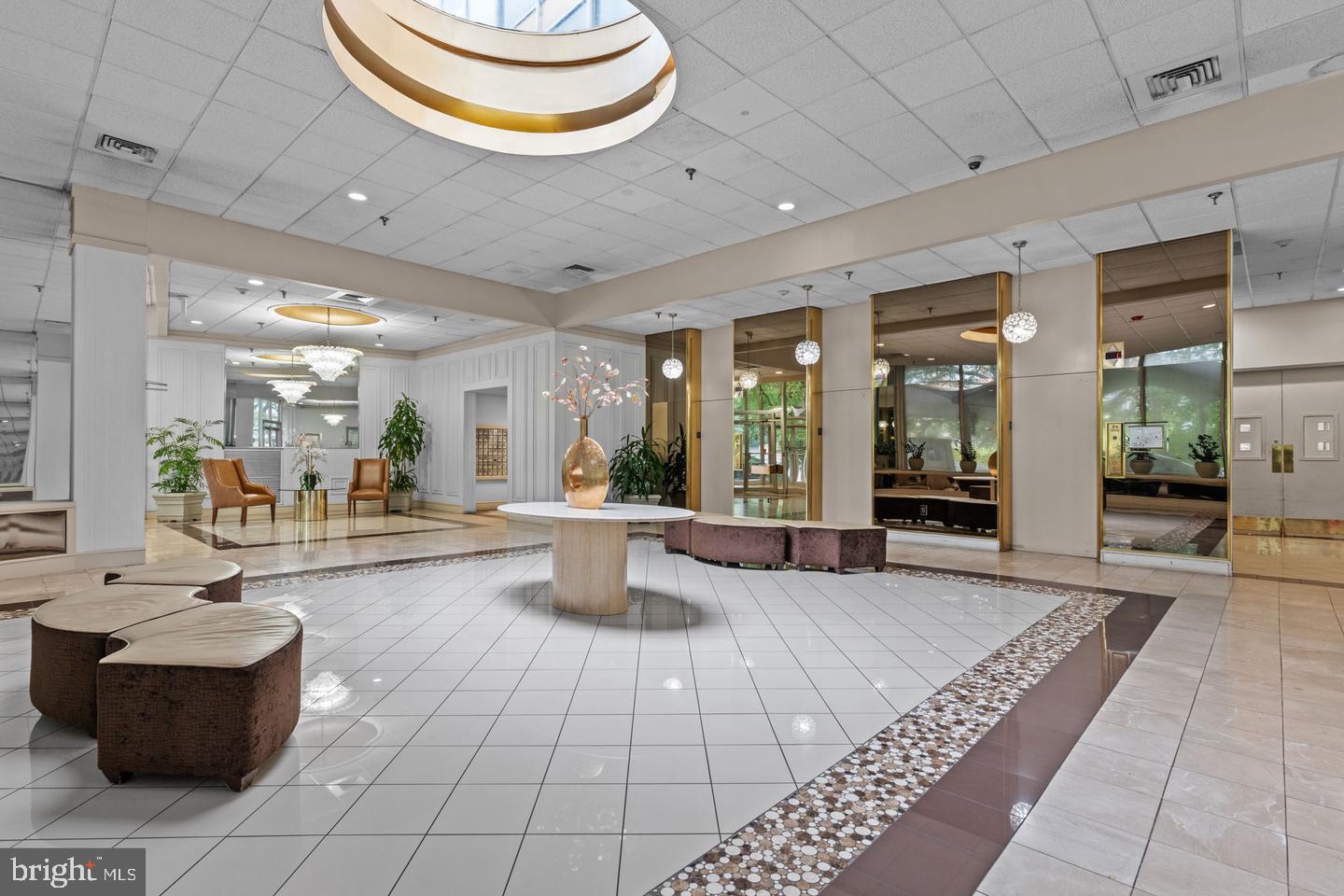 PHILADELPHIA (WEST) - Residential