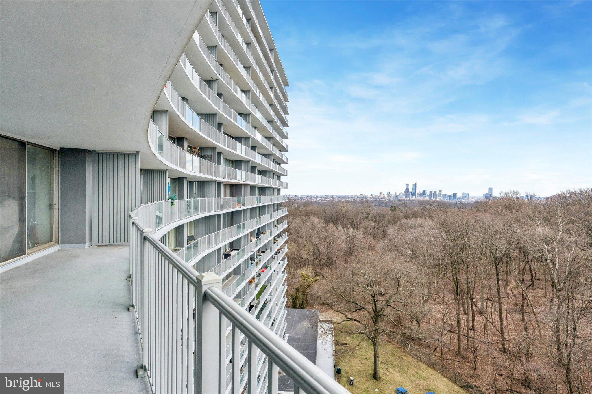 PHILADELPHIA (WEST) - Residential