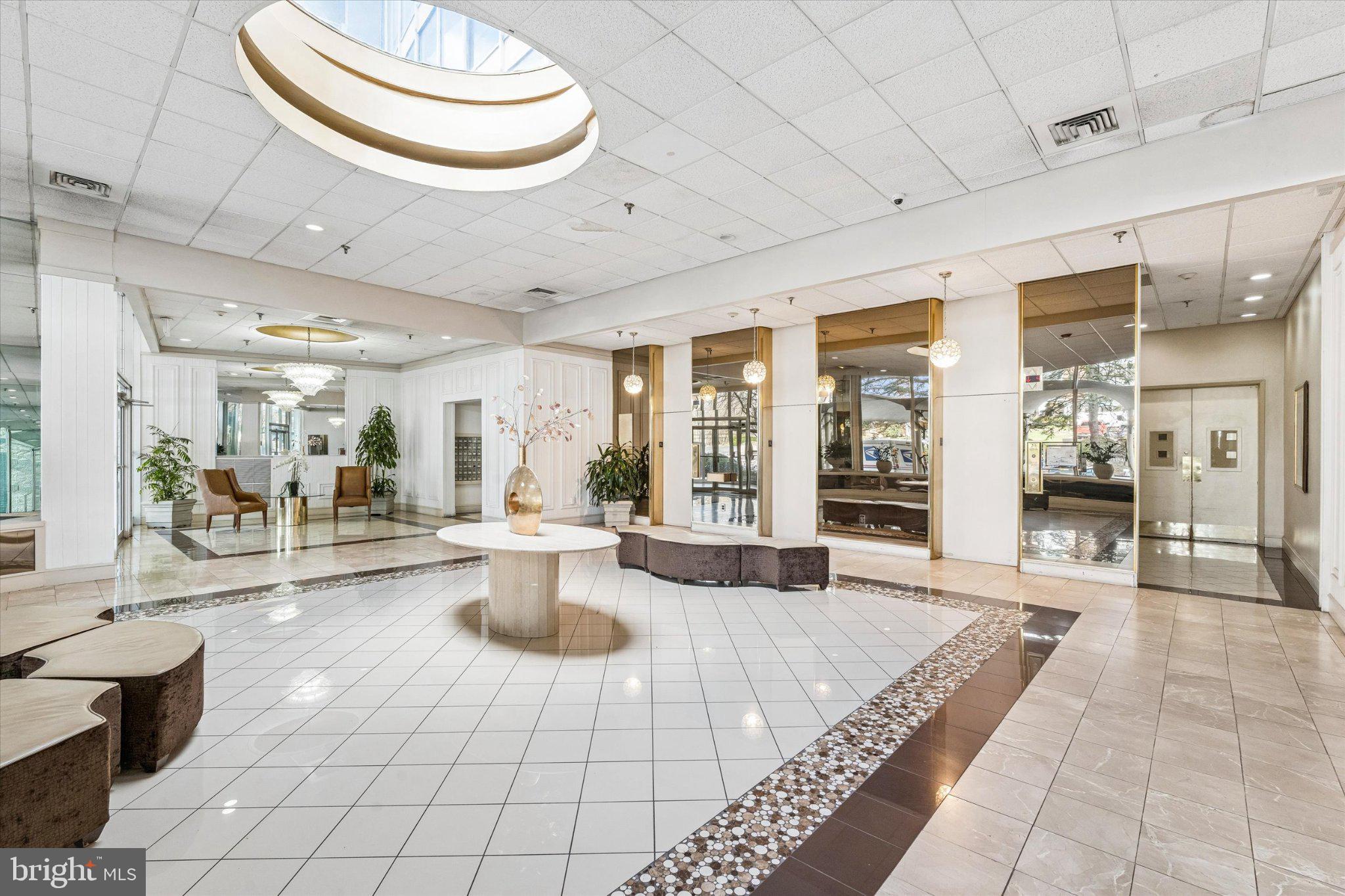 PHILADELPHIA (WEST) - Residential