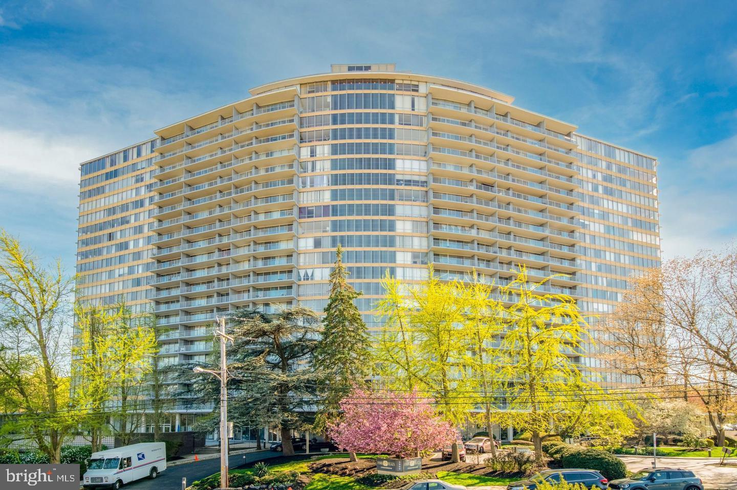 PHILADELPHIA (WEST) - Residential