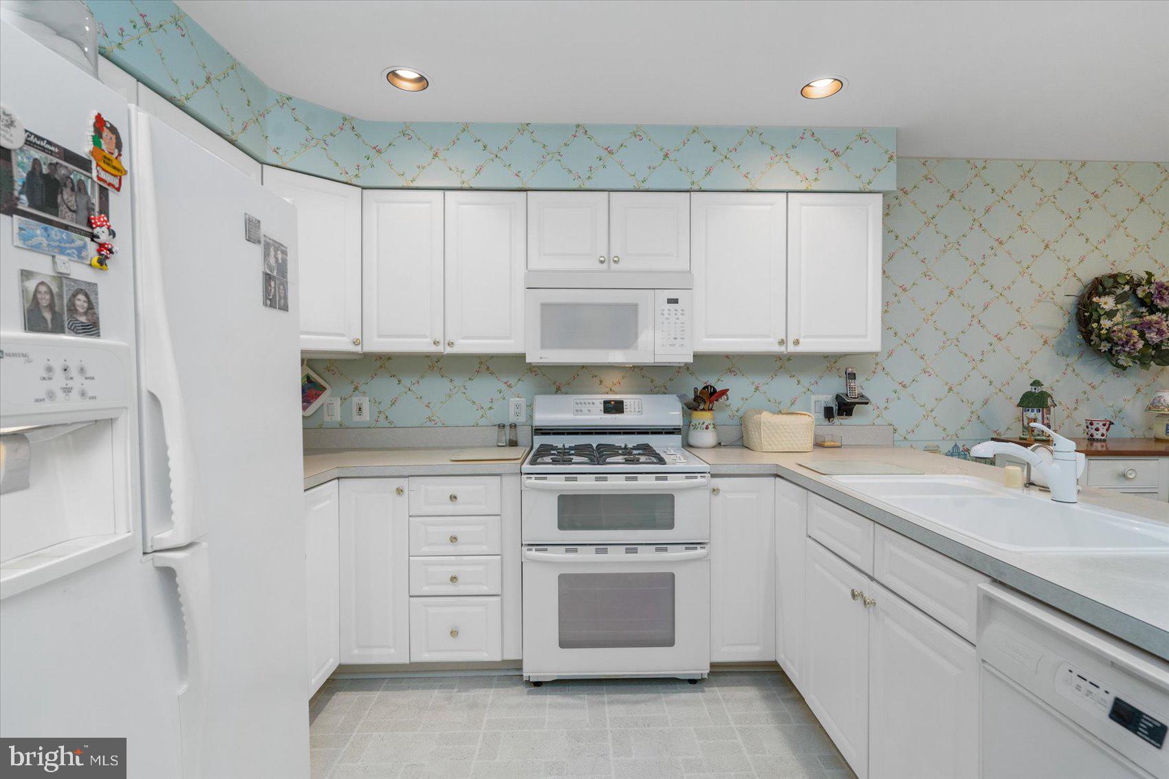 MAYS CHAPEL NORTH - Residential