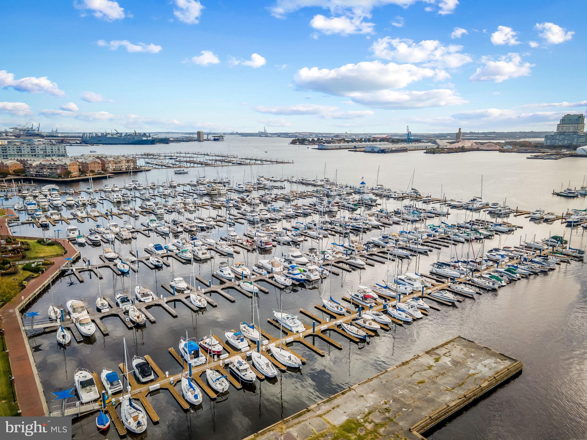CANTON - Commercial Sale
