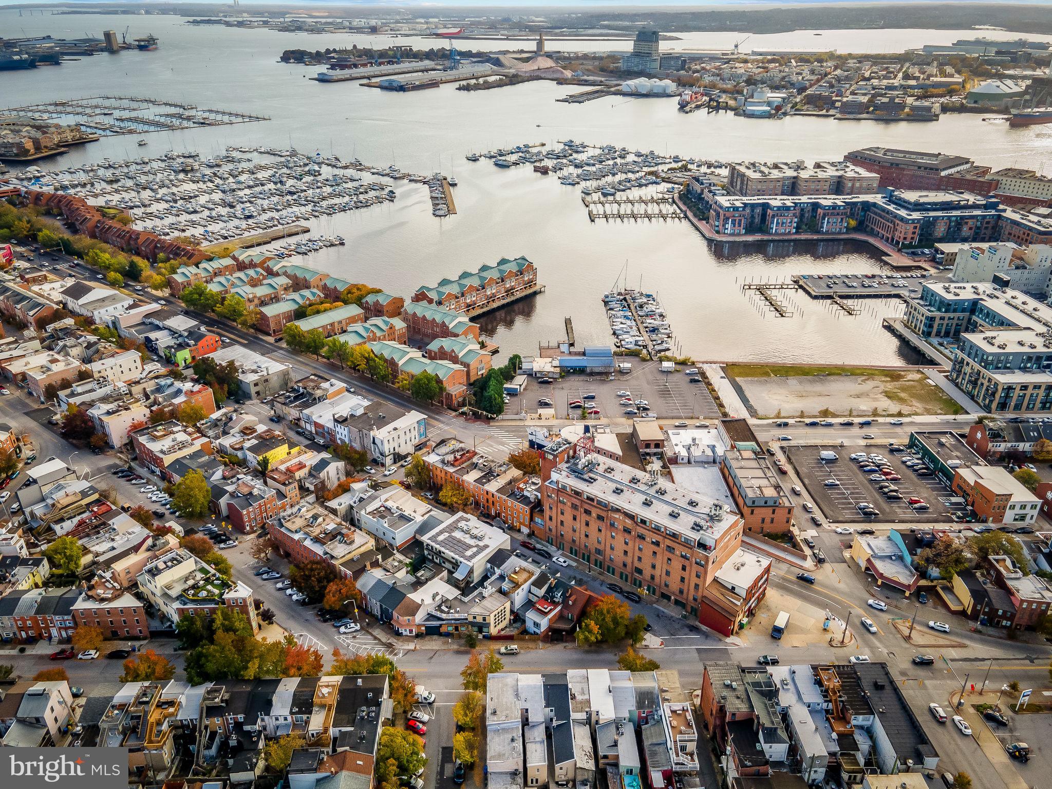 CANTON - Commercial Sale