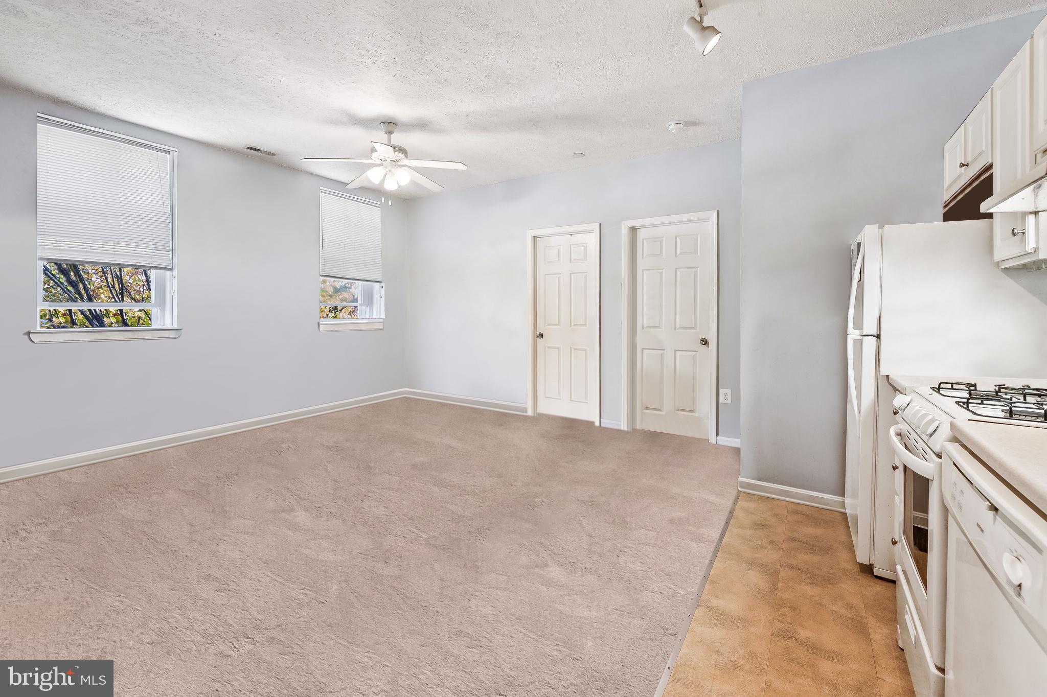 CANTON - Commercial Sale