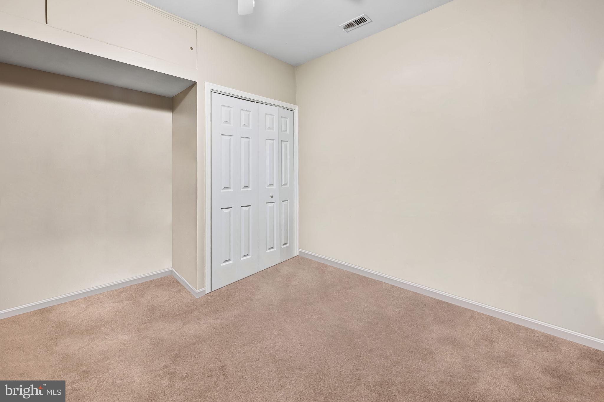 CANTON - Commercial Sale