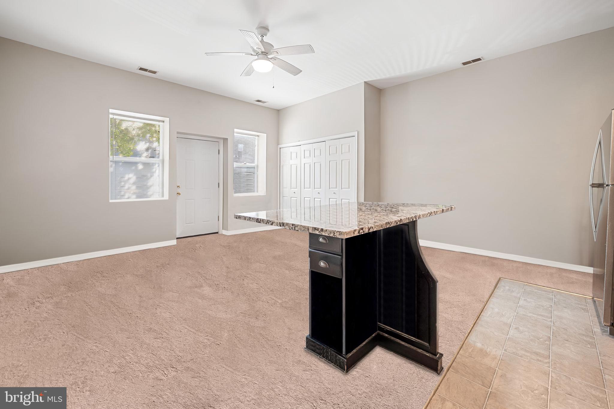 CANTON - Commercial Sale