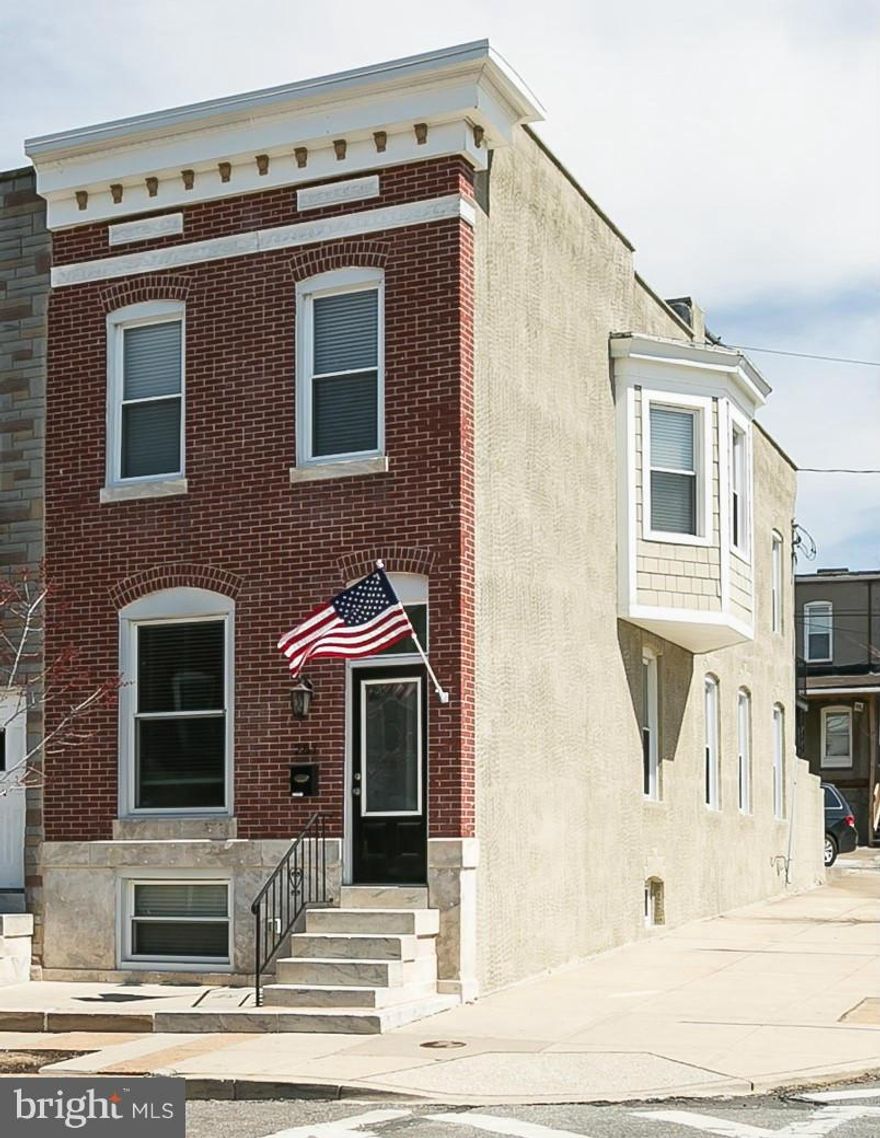 15 FT WIDE, EOG, WITH PARKING PAD. 2BR/2BA, 2009 REHAB, GRANITE COUNTER TOPS, S/S APPLS, HRDWD FLRS, RECESSED LIGHTING, CROWN MOLDING, CHAIR RAIL, MASTER BDRM W/LUXURY MASTER BATH & JETTED TUB, SEP SHOWER, REAR 2ND FLOOR DECK, FULL LOWER LEVEL, RUBBER ROOF, OPEN FLOOR PLAN. MINUTES FROM JOHNS HOPKINS, FELLS POINT, LITTLE ITALY, DOWNTOWN, HARBOR EAST, INNER HARBOR, I-95, I-83, I-895.