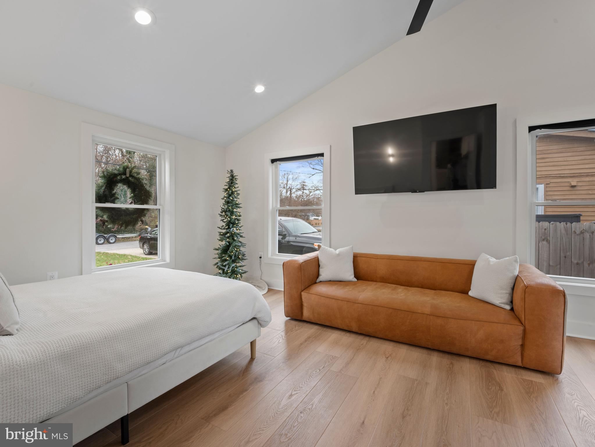 ROYAL BEACH - Residential