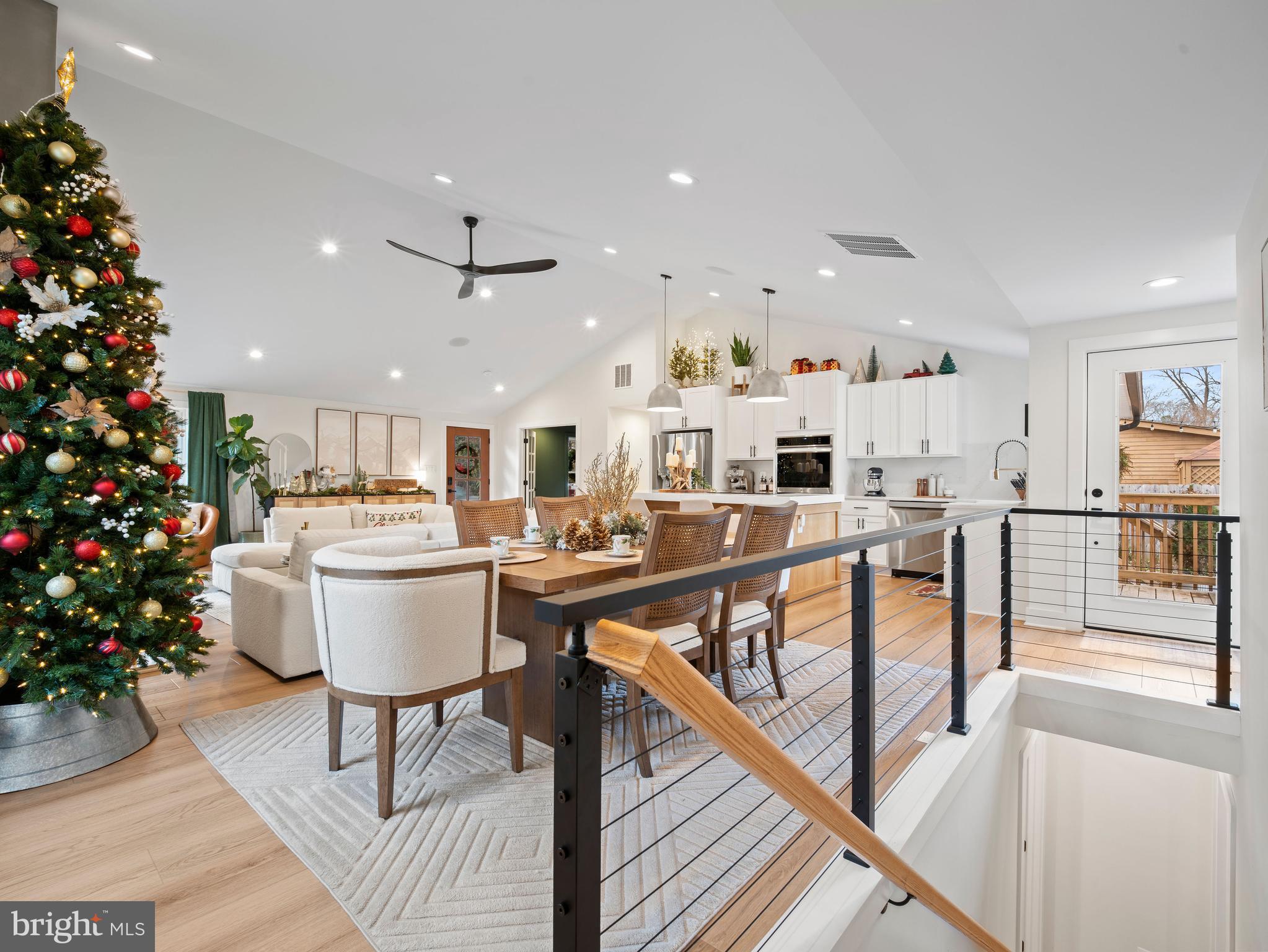 ROYAL BEACH - Residential