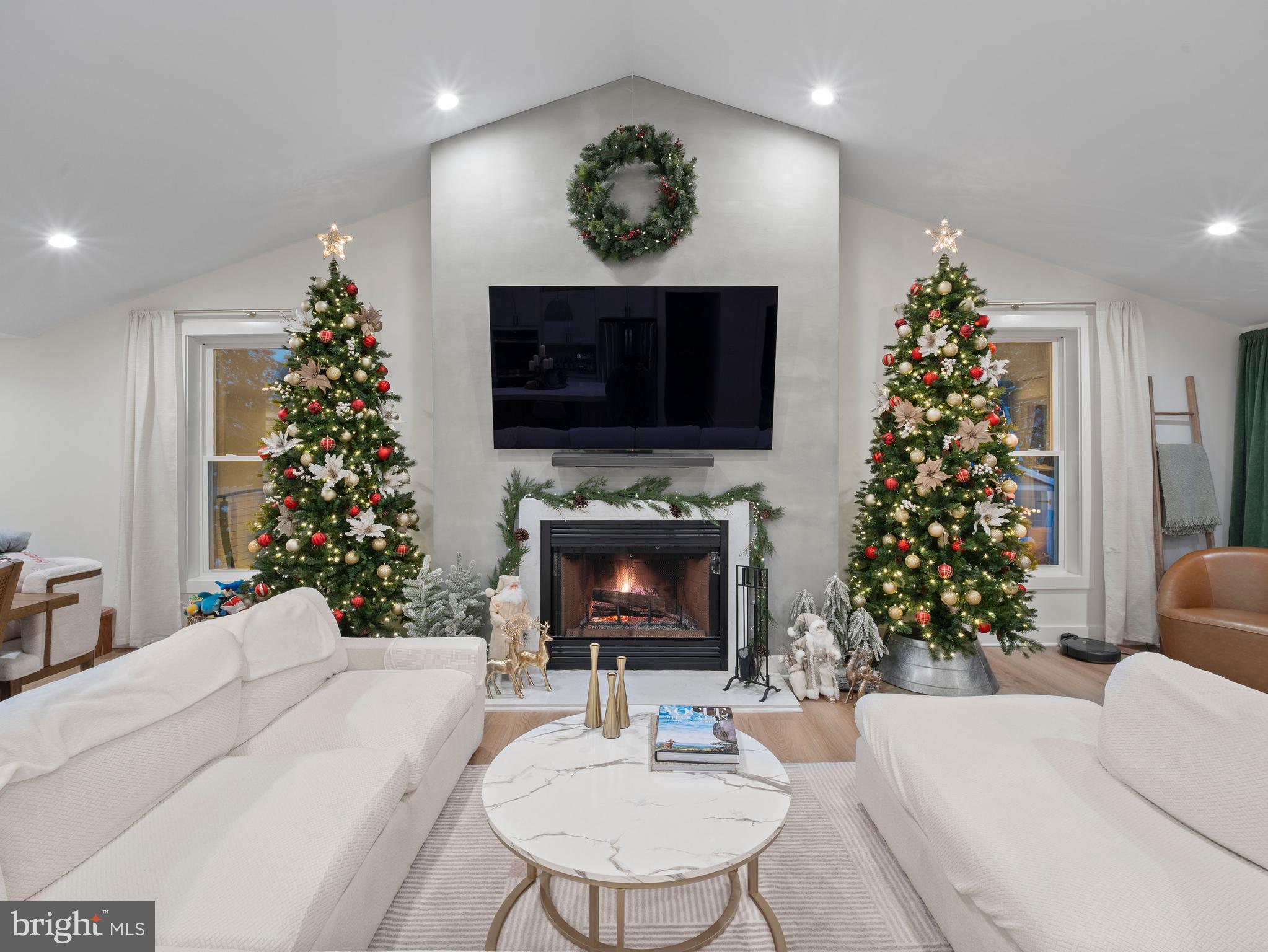 428 ROYAL BEACH ROAD