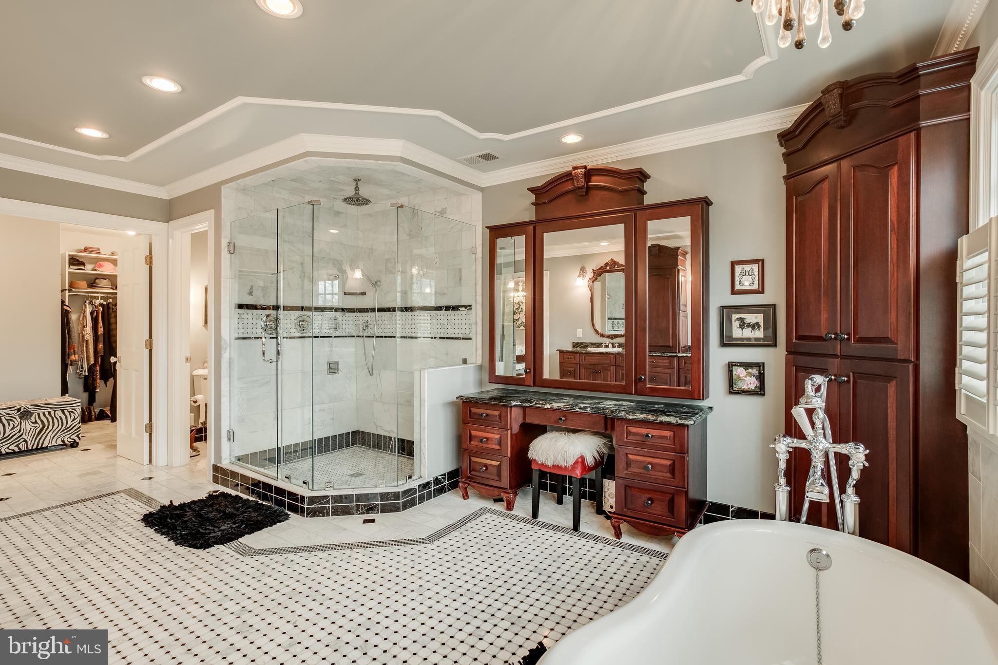 LAKE MANASSAS - Residential