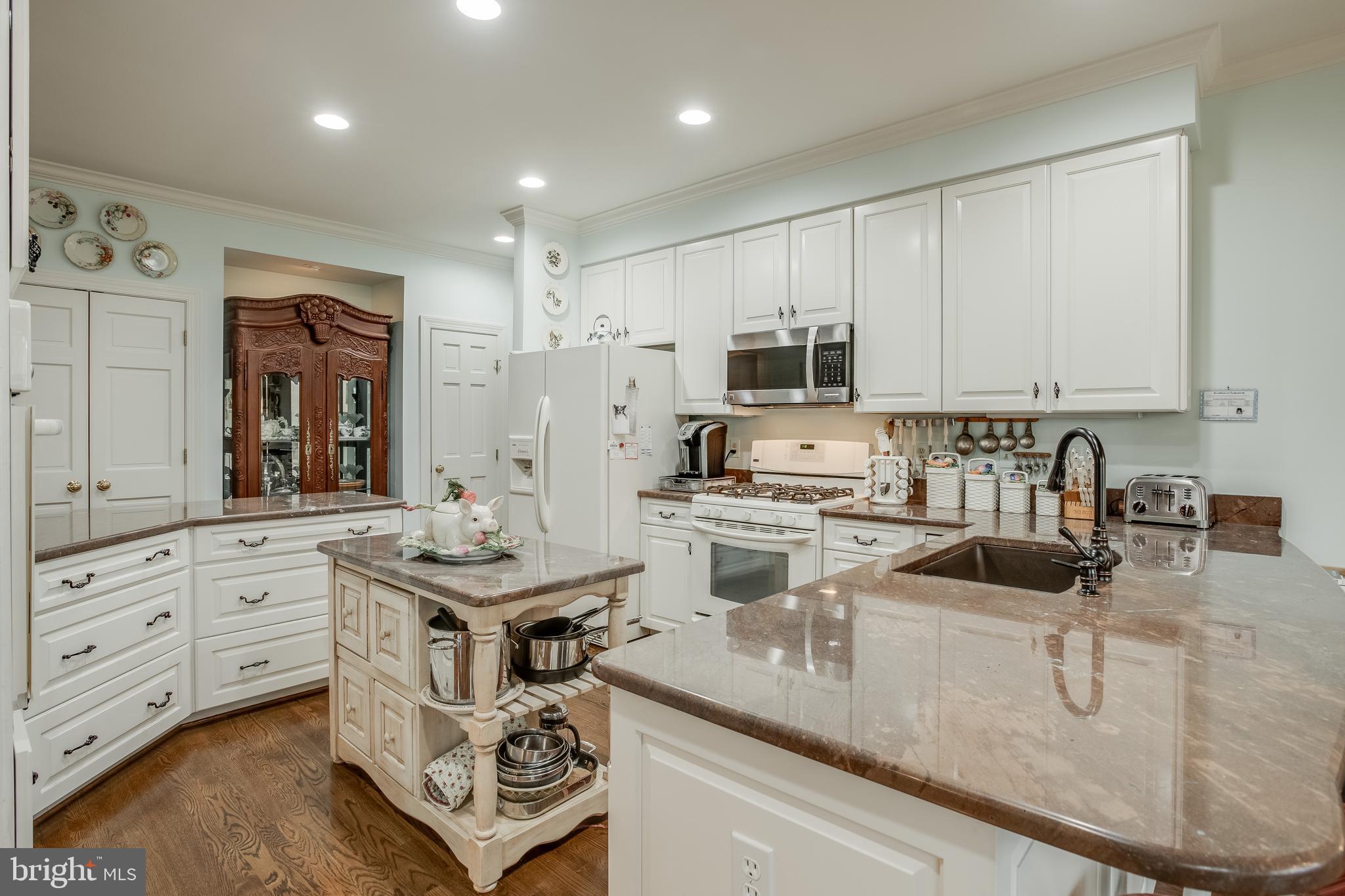 LAKE MANASSAS - Residential