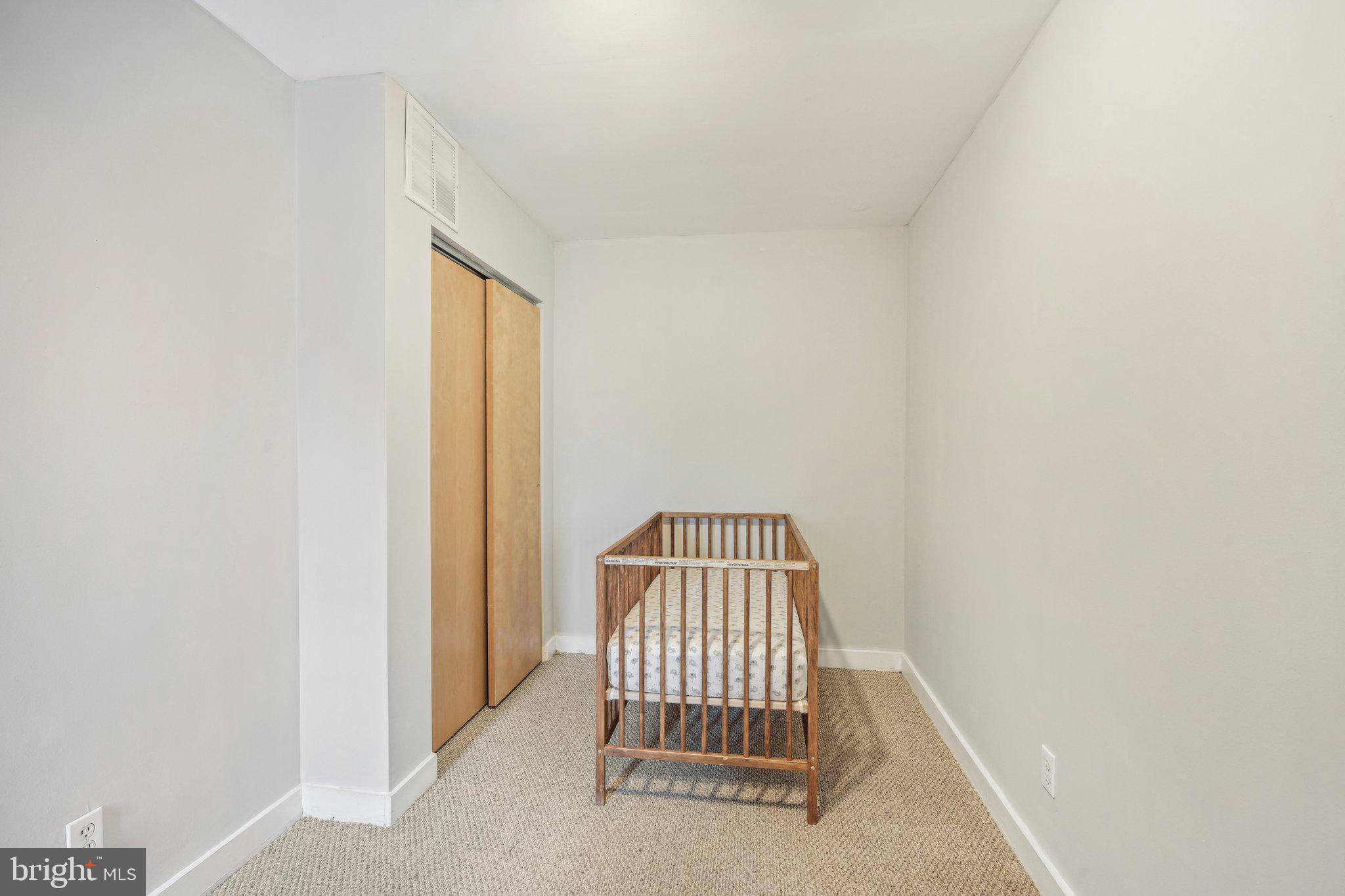 GRADUATE HOSPITAL - Residential