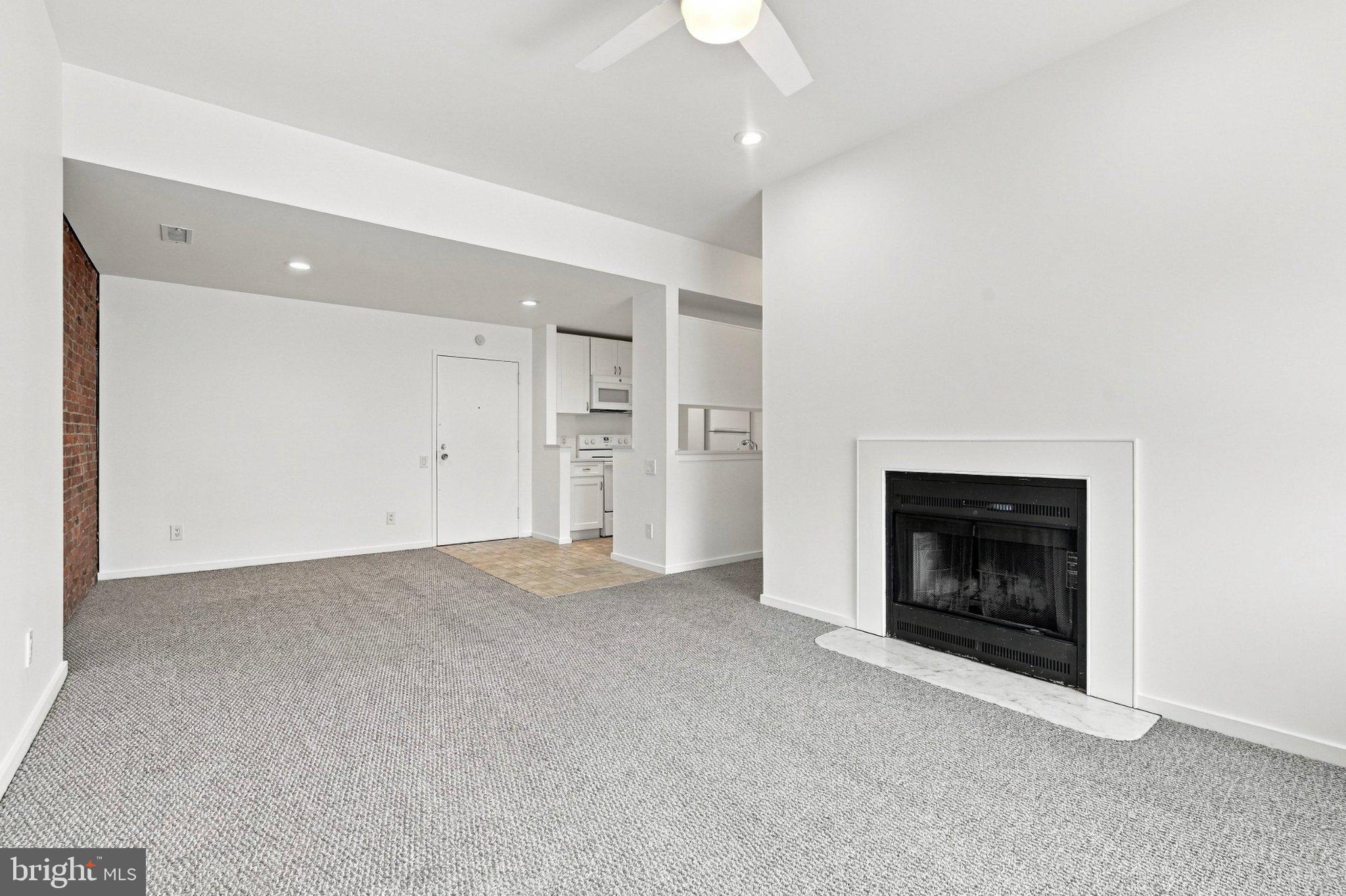 102-122 CHURCH STREET 405