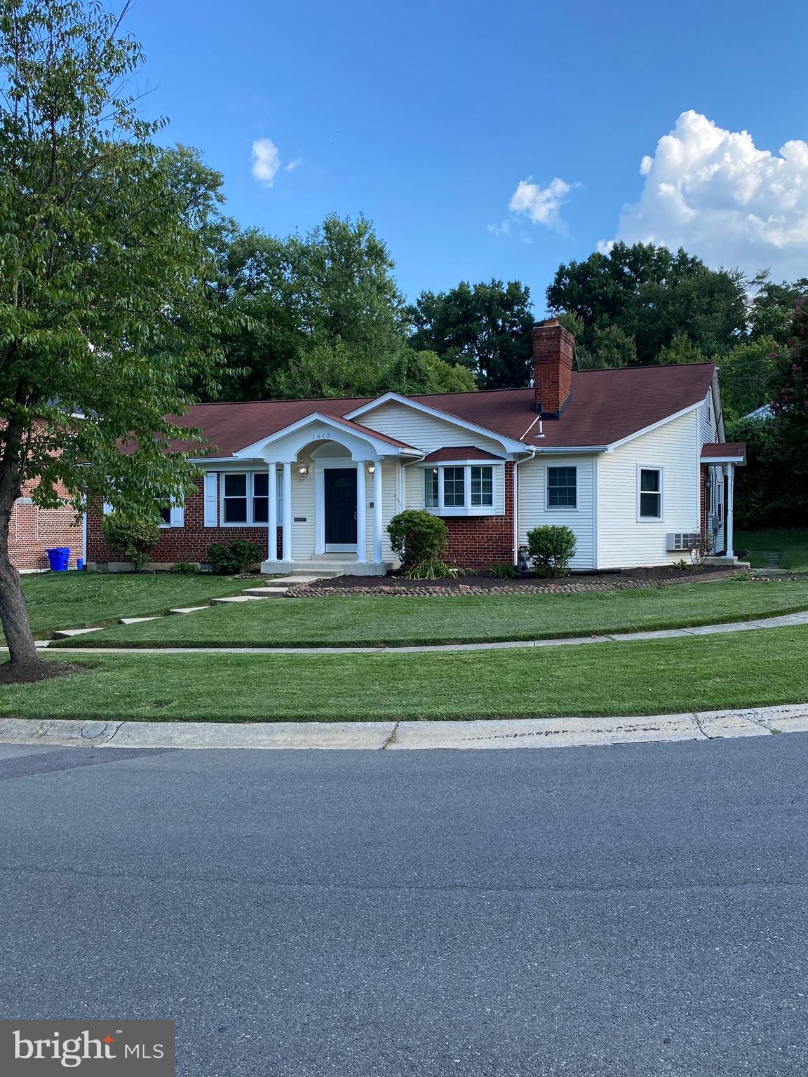 NORTHMONT - Residential