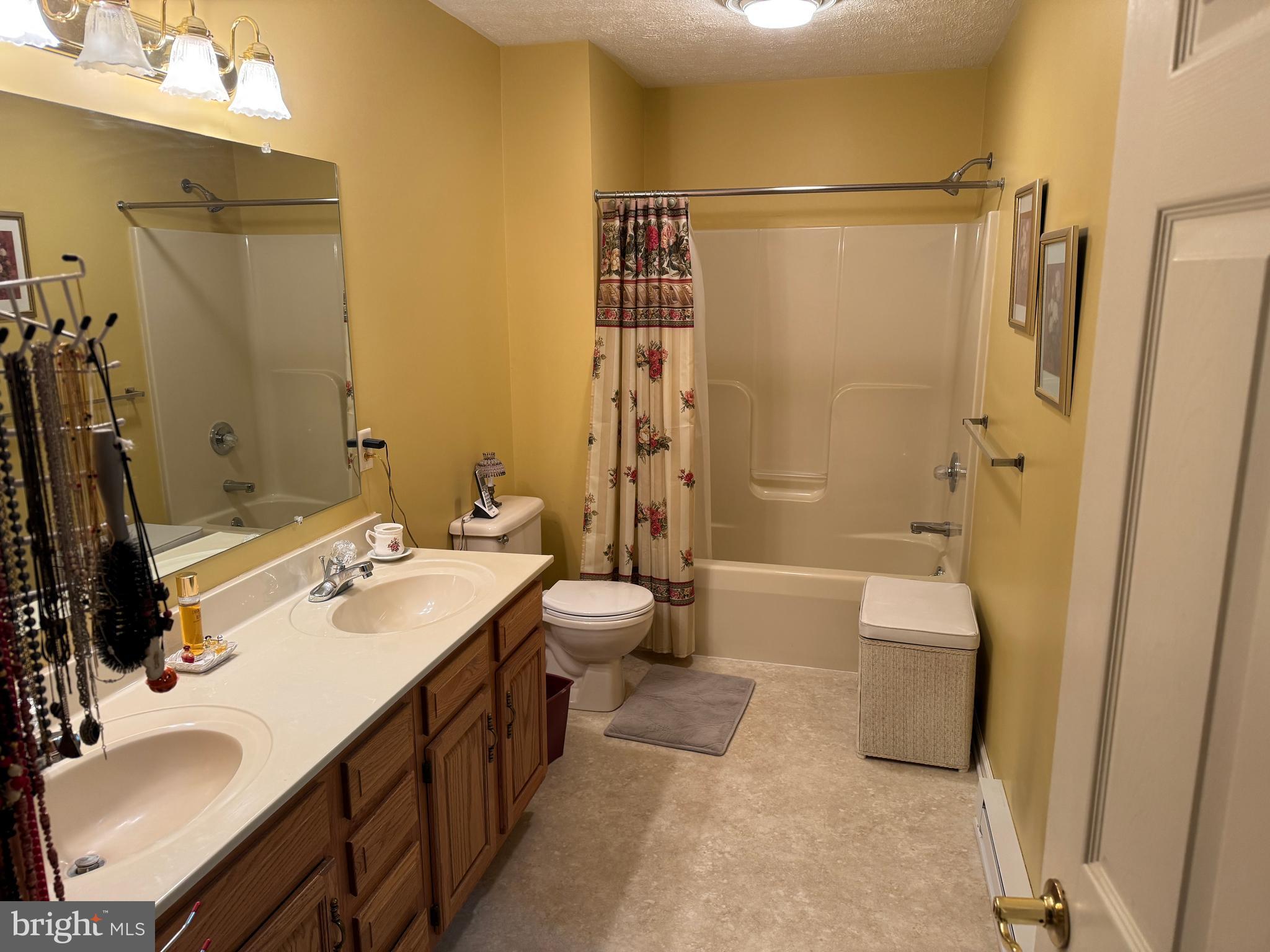 CHADWICK ESTATES - Residential