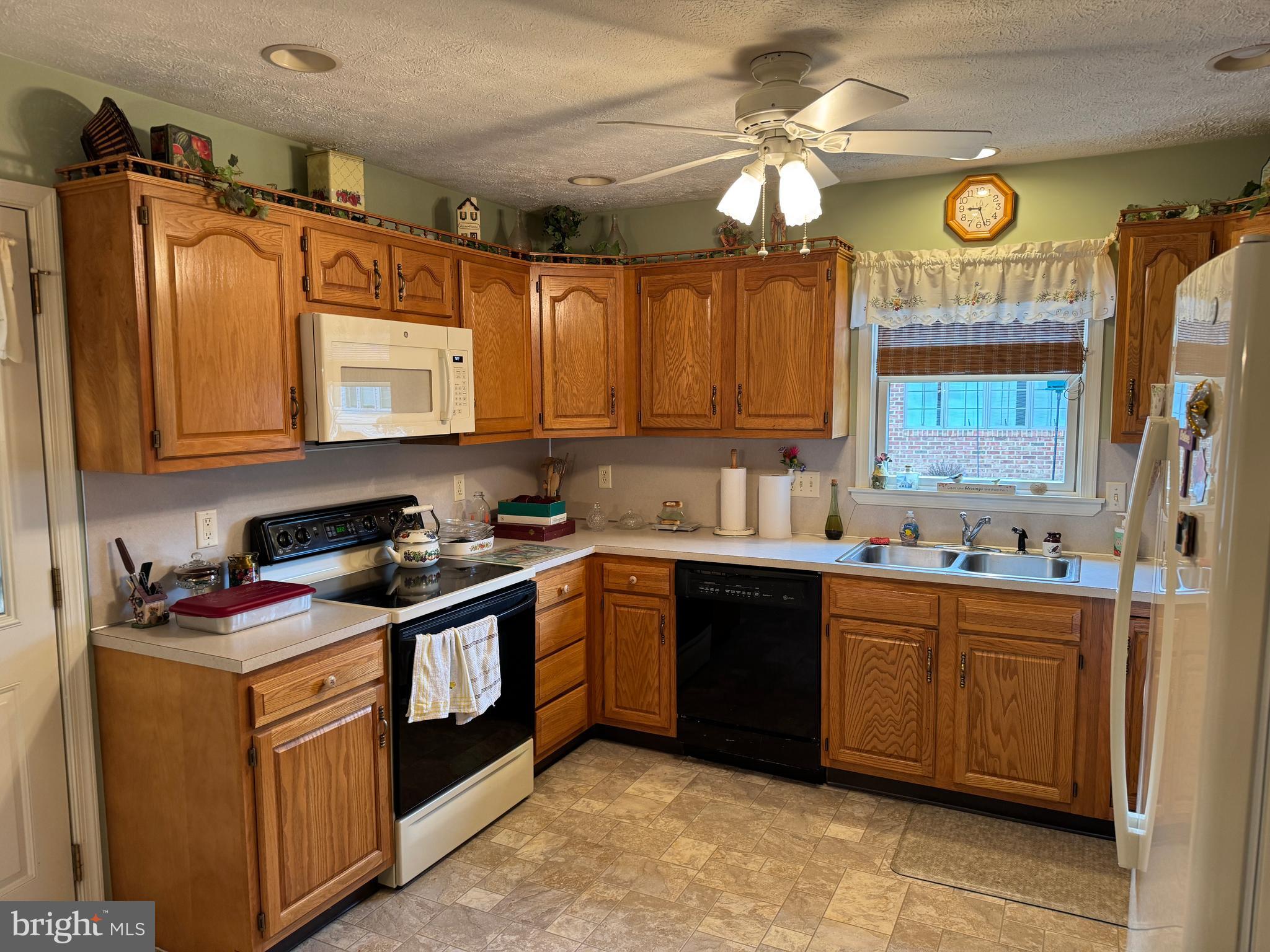 CHADWICK ESTATES - Residential